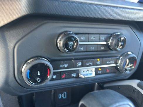 Used 2022 Ford Bronco Outer Banks AWD/4WD image 18