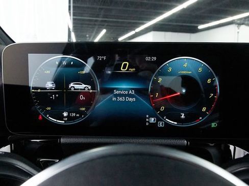 Used 2022 Mercedes-Benz GLA 250 4MATIC image 13