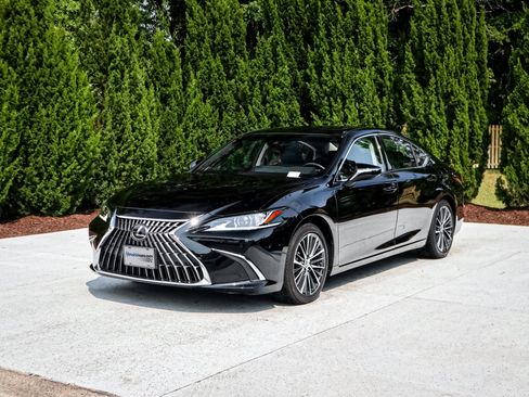 Used 2022 Lexus ES 350 w/ Premium Package FWD image 5