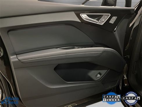 Used 2024 Audi Q4 e-tron Premium Plus image 15