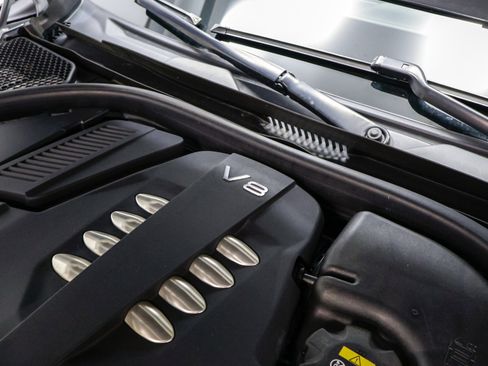 Used 2020 BMW ALPINA B7 xDrive w/ Luxury Rear Seating Package image 62