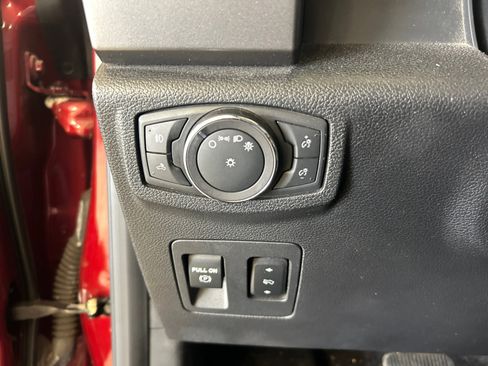Used 2018 Ford F150 XLT w/ Equipment Group 302A Luxury RWD image 13