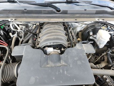 Certified 2018 Chevrolet Suburban Premier image 46