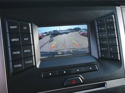 Used 2017 Ford Expedition XLT image 13