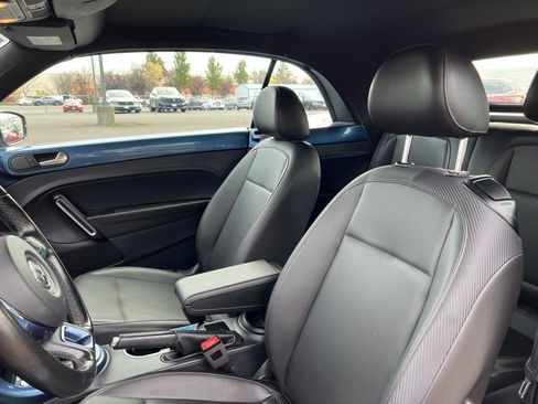 Used 2017 Volkswagen Beetle 1.8T SE image 13