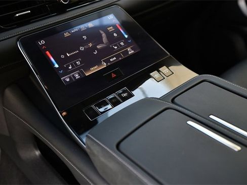 Used 2025 INFINITI QX80 Luxe image 12