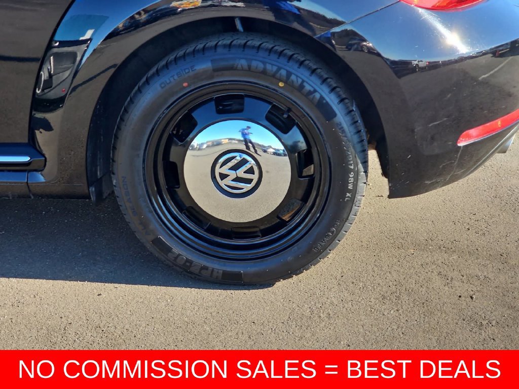 Used 2016 Volkswagen Beetle 1.8T SE FWD image 35