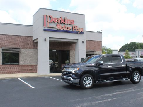 Used 2022 Chevrolet Silverado 1500 LTZ AWD/4WD image 11