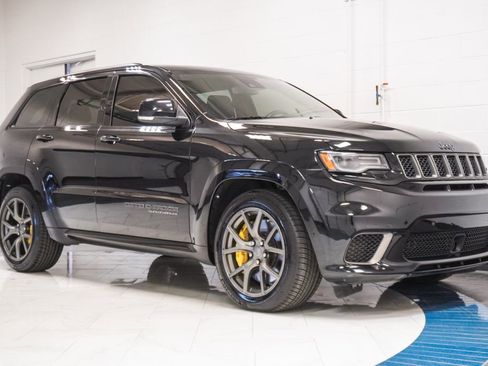 Used 2021 Jeep Grand Cherokee Trackhawk AWD/4WD image 5