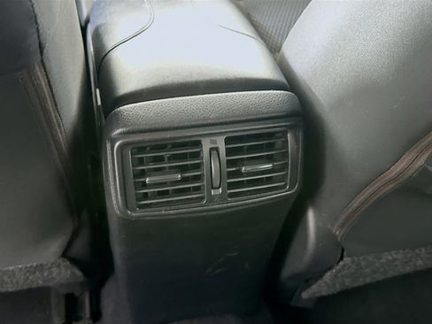 Used 2018 Nissan Rogue Sport S w/ S Appearance Package image 25