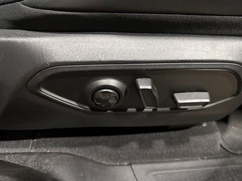 Used 2023 Jeep Grand Cherokee 4WD 4xe image 15