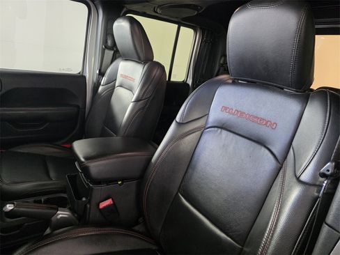 Used 2020 Jeep Gladiator Rubicon image 11