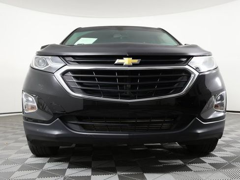 Used 2019 Chevrolet Equinox LT image 2