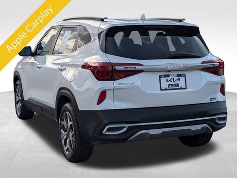 Used 2023 Kia Seltos EX AWD/4WD image 3