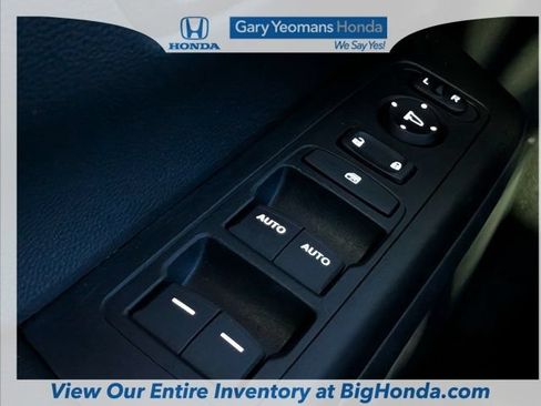Used 2025 Honda CR-V Sport image 26