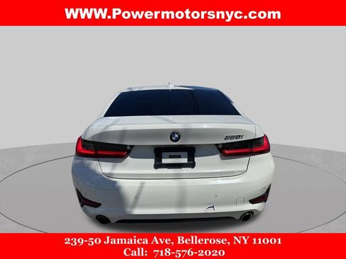 Used 2021 BMW 330i Sedan w/ Convenience Package RWD image 3