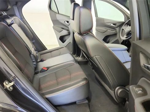 Used 2023 Chevrolet Equinox RS AWD/4WD image 29