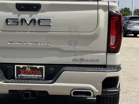 Used 2026 GMC Sierra 1500 Denali Ultimate AWD/4WD image 6