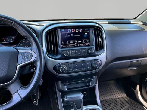 Used 2016 Chevrolet Colorado LT w/ LT Convenience Package RWD image 10
