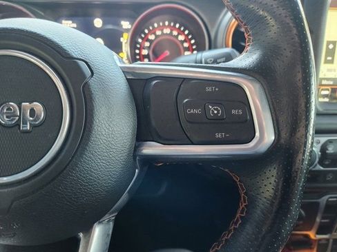 Used 2020 Jeep Gladiator Mojave image 30