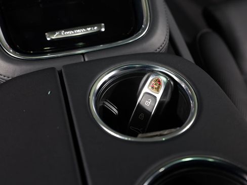 Used 2021 Porsche Panamera Turbo S w/ Assistance Package image 35