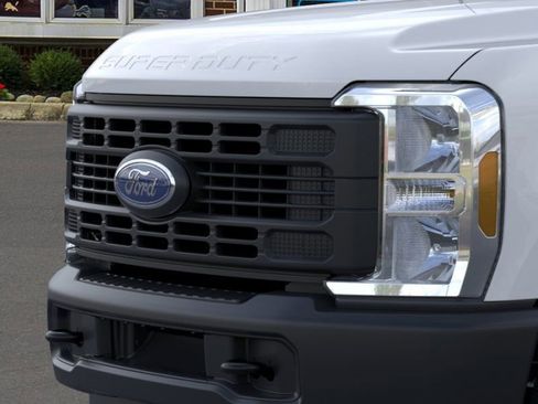 New 2026 Ford F350 XL AWD/4WD image 17