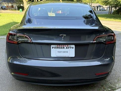 Used 2021 Tesla Model 3 Standard Range Plus RWD image 26