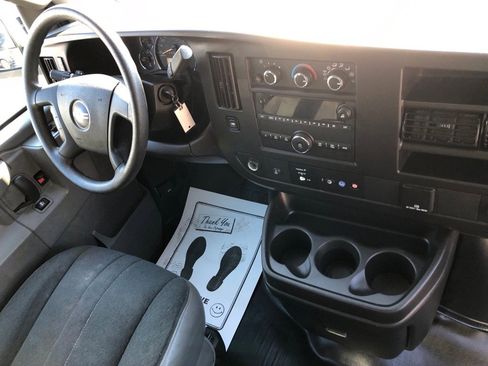 Used 2024 GMC Savana 2500 w/ Driver Convenience Package image 24