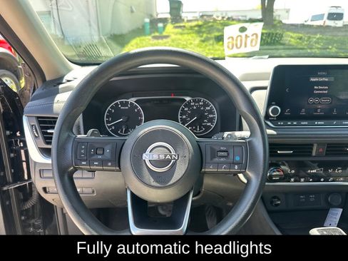 Used 2024 Nissan Rogue SV AWD/4WD image 14