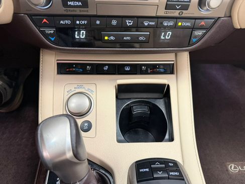 Used 2017 Lexus ES 350 w/ Luxury Package FWD image 61
