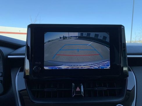 Used 2024 Toyota Corolla LE image 21