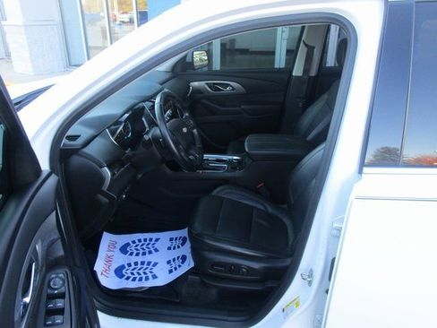 Used 2019 Chevrolet Traverse LT w/ LT Premium Package image 18