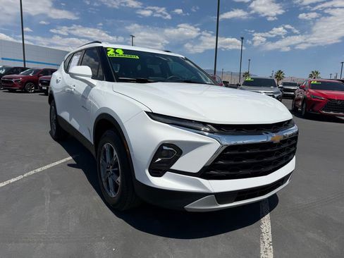 Used 2024 Chevrolet Blazer LT w/ Convenience Package FWD image 1