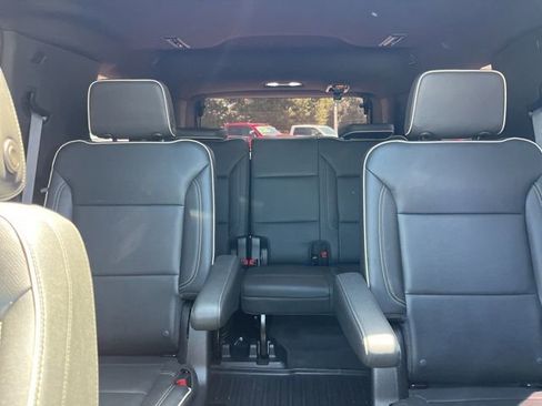 Used 2023 Chevrolet Tahoe Premier image 40