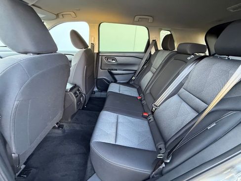 Certified 2024 Nissan Rogue SV image 16