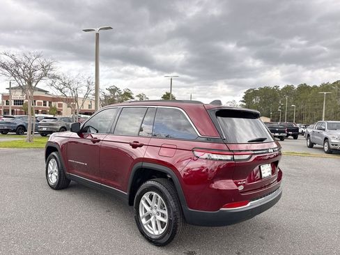 New 2026 Jeep Grand Cherokee Laredo AWD/4WD image 5
