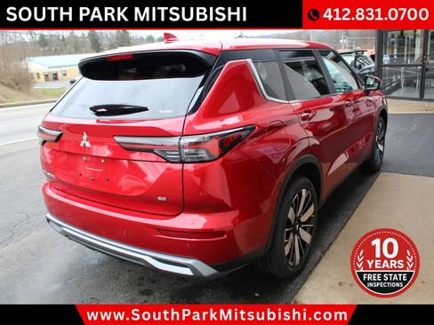 New 2026 Mitsubishi Outlander SE image 9