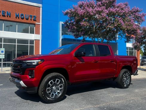 New 2026 Chevrolet Colorado Z71 w/ Technology Package AWD/4WD image 1