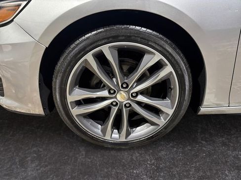 Used 2022 Chevrolet Malibu LT image 14