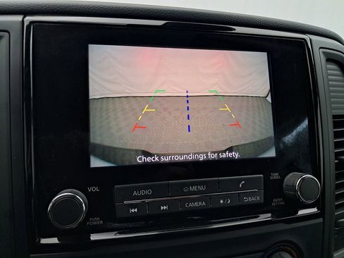 Used 2023 Nissan Titan SV image 22