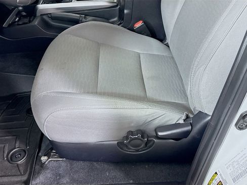 Used 2016 Toyota Tacoma SR5 w/ Towing Package image 22