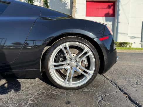 Used 2008 Audi R8 V8 image 19