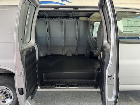 New 2025 Chevrolet Express 2500 w/ Driver Convenience Package image 12