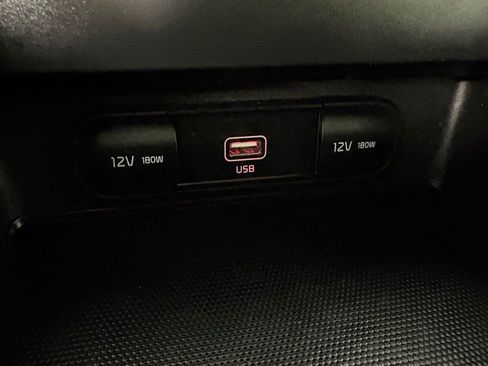 Used 2020 Kia Soul S FWD image 30