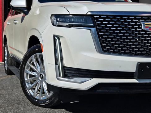 Used 2021 Cadillac Escalade Premium Luxury w/ Performance Package AWD/4WD image 14