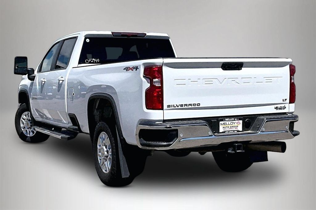 Used 2025 Chevrolet Silverado 3500 LT w/ Safety Package AWD/4WD image 4
