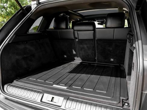 Used 2018 Land Rover Range Rover Sport HSE image 53