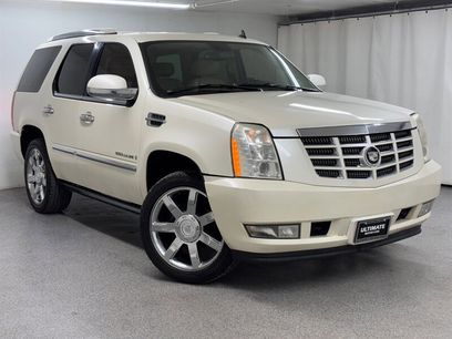 Used 2007 Cadillac Escalade AWD w/ Information Package
