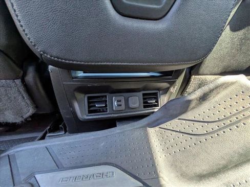 Used 2022 Chevrolet Silverado 3500 LT w/ Convenience Package AWD/4WD image 15