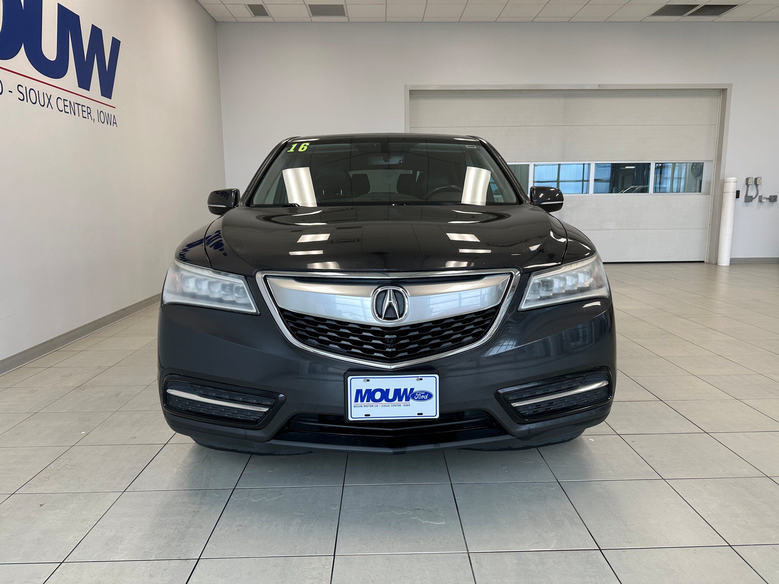 Used 2016 Acura MDX SH-AWD image 3